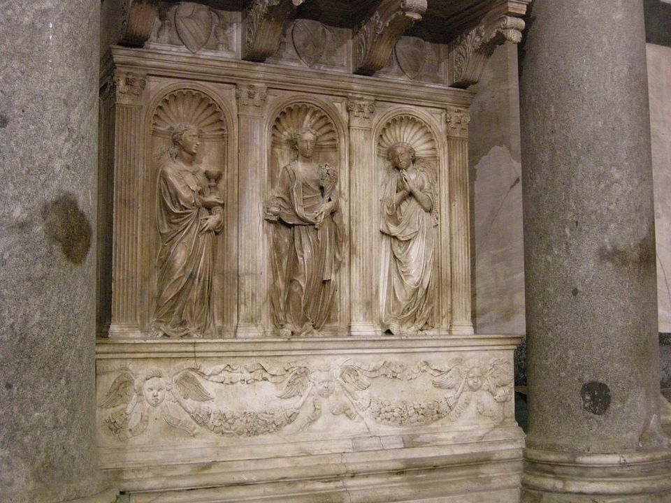 Antipope John XXIII's tomb